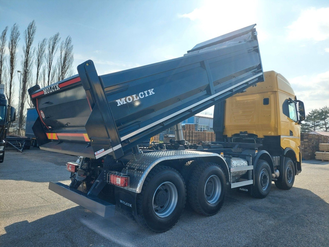 Iveco AS360X53Z Stralis X-WAY 8x4 Bordmatik - Autocarro ribaltabile: foto 4 Iveco AS360X53Z Stralis X-WAY 8x4 Bordmatik - Autocarro ribaltabile: foto 4
