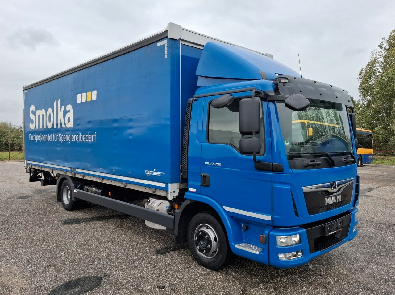 MAN TGL 12.250 BL 4x2 - Camion centinato: foto 2 MAN TGL 12.250 BL 4x2 - Camion centinato: foto 2