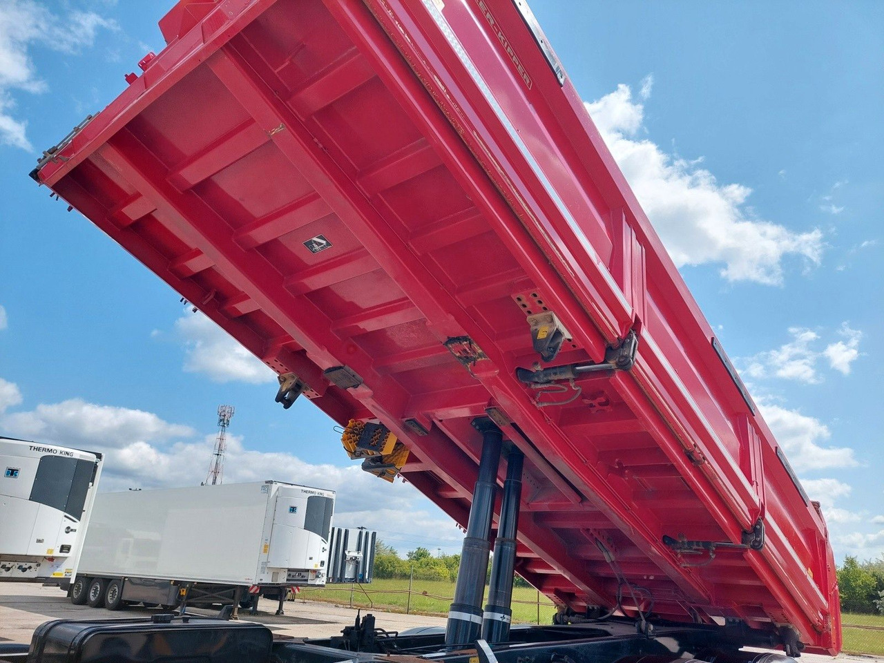 MAN TGS 35.460 BB Meiller Bordmatik 8x6 - Autocarro ribaltabile: foto 5 MAN TGS 35.460 BB Meiller Bordmatik 8x6 - Autocarro ribaltabile: foto 5