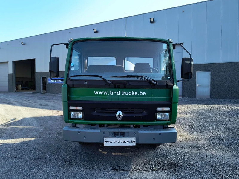 Renault Midliner S135 - ONLY 54 400KM - SMALL TANK 3680L INSULATED INOX - Camion cisterna: foto 2 Renault Midliner S135 - ONLY 54 400KM - SMALL TANK 3680L INSULATED INOX - Camion cisterna: foto 2