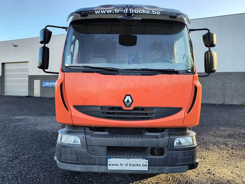 Renault Midlum 300 DXI 13500L CARBURANT / FUEL - 4 COMP - Camion cisterna: foto 2 Renault Midlum 300 DXI 13500L CARBURANT / FUEL - 4 COMP - Camion cisterna: foto 2