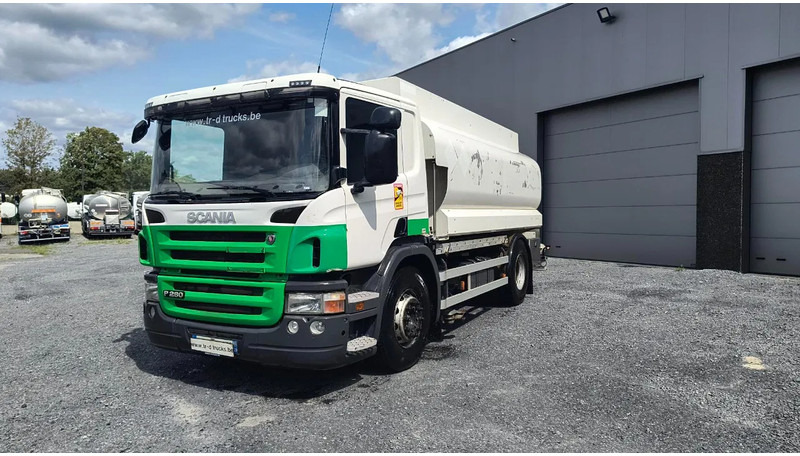 Scania P280 MANUAL GEARBOX- TANK 14000L- RETARDER - Camion cisterna: foto 1 Scania P280 MANUAL GEARBOX- TANK 14000L- RETARDER - Camion cisterna: foto 1