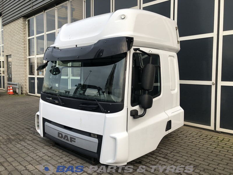 DAF CF Euro 6 DAF Space Cab L2H2 2013608 - Cabina e interni per Camion: foto 1 DAF CF Euro 6 DAF Space Cab L2H2 2013608 - Cabina e interni per Camion: foto 1