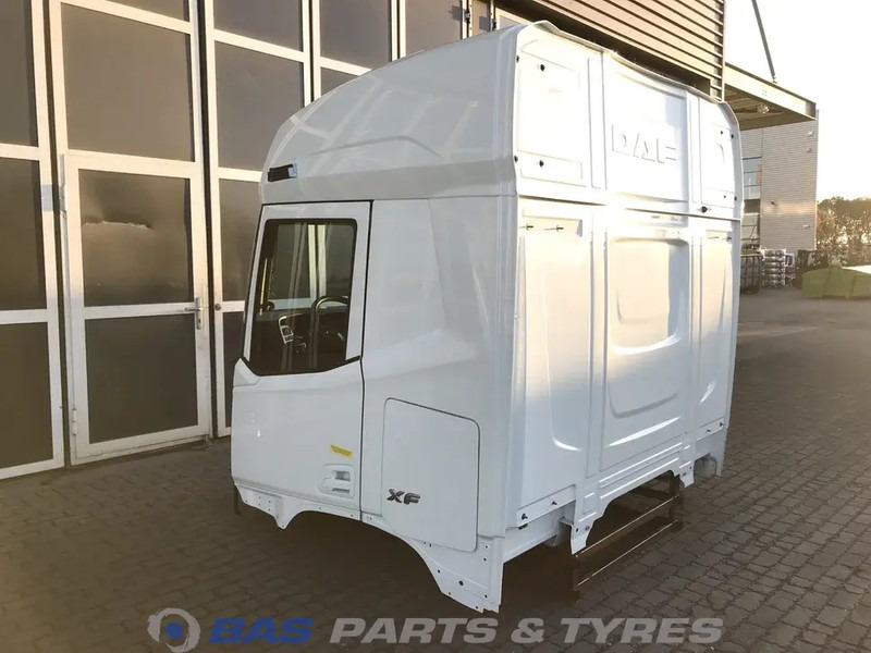 DAF XF G2 DAF Sleeper High Cab L2H2 2196969 - Cabina e interni per Camion: foto 3 DAF XF G2 DAF Sleeper High Cab L2H2 2196969 - Cabina e interni per Camion: foto 3