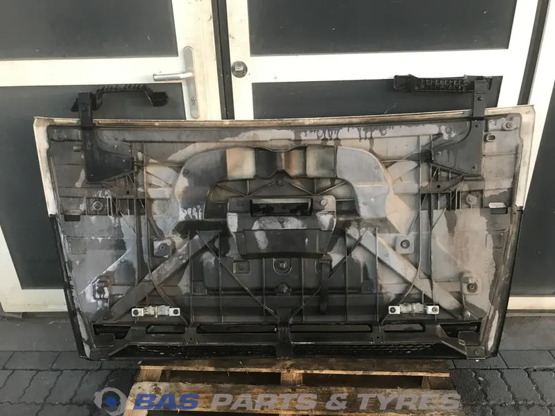 DAF XF106 Grille DAF 1892076 - Griglia radiatore per Camion: foto 2 DAF XF106 Grille DAF 1892076 - Griglia radiatore per Camion: foto 2