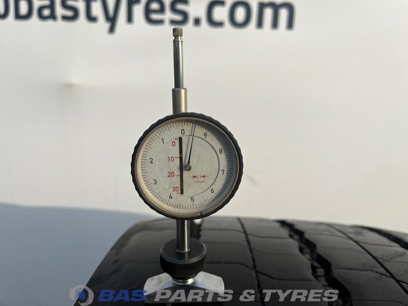 Firestone Firestone 385/65R22.5 FS422+ 160 K M+S 3PMSF gebruikte set - Pneumatico per Camion: foto 3 Firestone Firestone 385/65R22.5 FS422+ 160 K M+S 3PMSF gebruikte set - Pneumatico per Camion: foto 3