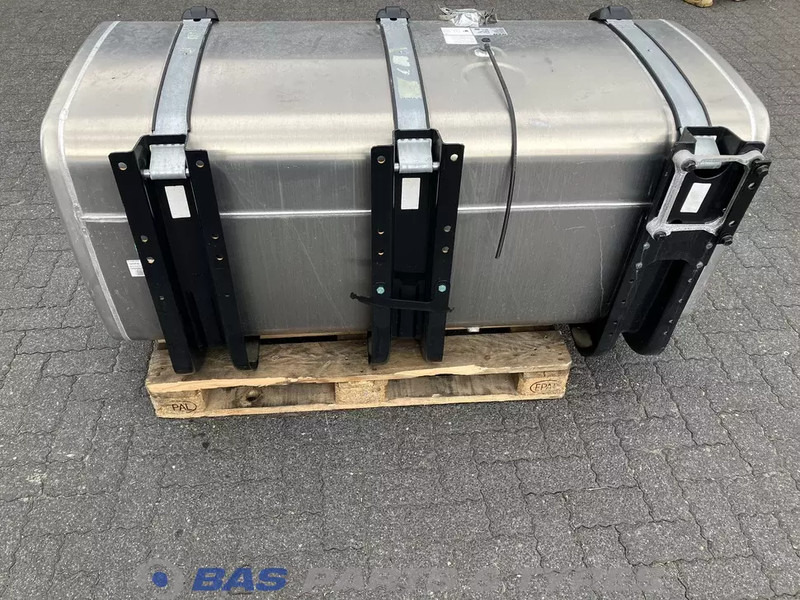 MAN Brandstoftank MAN 710 Liter 81122016766 - Serbatoio carburante per Camion: foto 2 MAN Brandstoftank MAN 710 Liter 81122016766 - Serbatoio carburante per Camion: foto 2