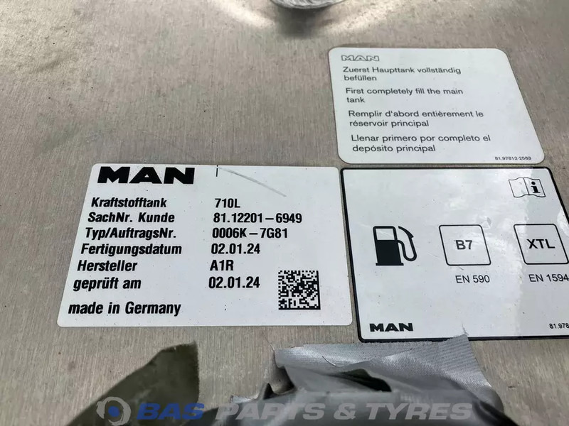 MAN Brandstoftank MAN 710 Liter 81122016766 - Serbatoio carburante per Camion: foto 5 MAN Brandstoftank MAN 710 Liter 81122016766 - Serbatoio carburante per Camion: foto 5