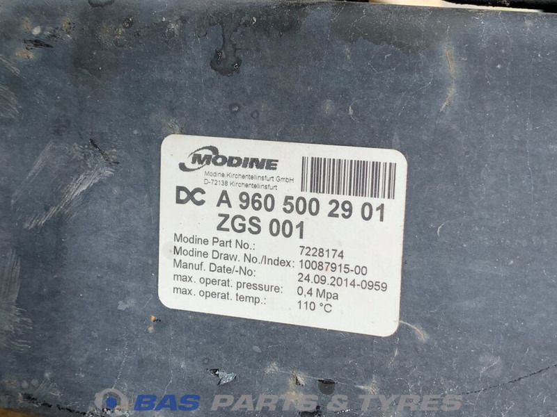 Mercedes-Benz Antos MP4 Koelerpakket Mercedes OM936LA 320 A 960 500 29 01 - Radiatore per Camion: foto 4 Mercedes-Benz Antos MP4 Koelerpakket Mercedes OM936LA 320 A 960 500 29 01 - Radiatore per Camion: foto 4