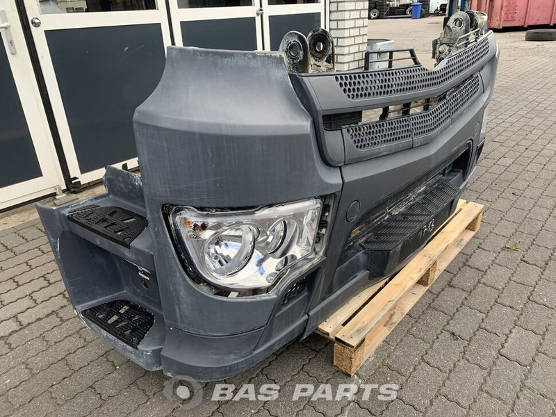 Mercedes-Benz Antos MP4 - Paraurto per Camion: foto 3 Mercedes-Benz Antos MP4 - Paraurto per Camion: foto 3