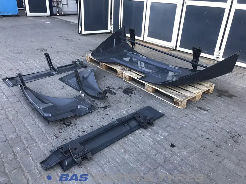 Mercedes-Benz Antos MP4 Spoilerset Mercedes ClassicSpace M-cab L1EH1 A 960 790 27 44 - Aero kit/ Spoiler per Camion: foto 5 Mercedes-Benz Antos MP4 Spoilerset Mercedes ClassicSpace M-cab L1EH1 A 960 790 27 44 - Aero kit/ Spoiler per Camion: foto 5
