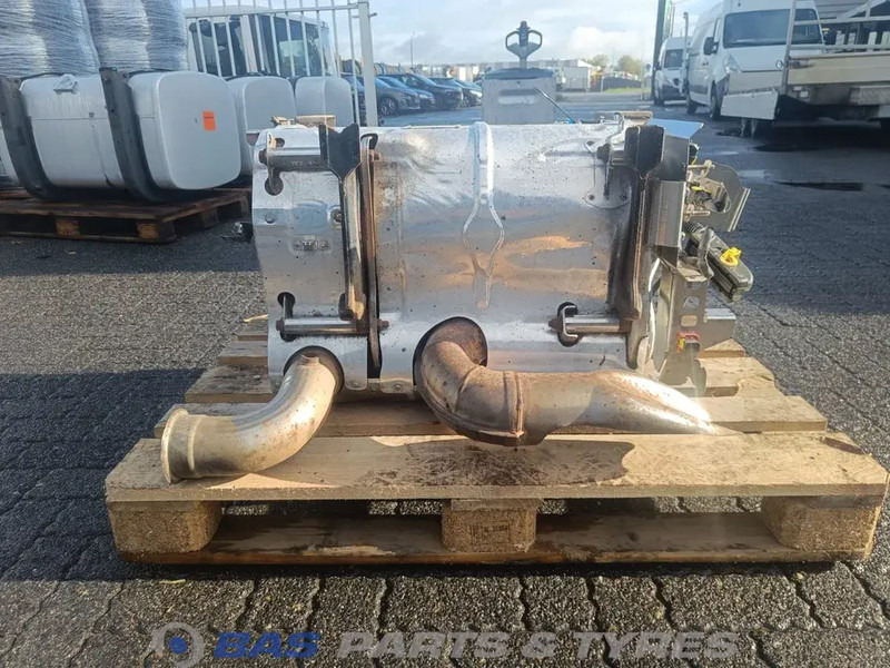 Mercedes-Benz  - Marmitta per Camion: foto 1 Mercedes-Benz  - Marmitta per Camion: foto 1