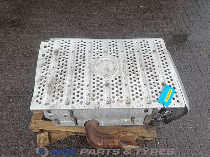 Mercedes-Benz  - Marmitta per Camion: foto 3 Mercedes-Benz  - Marmitta per Camion: foto 3