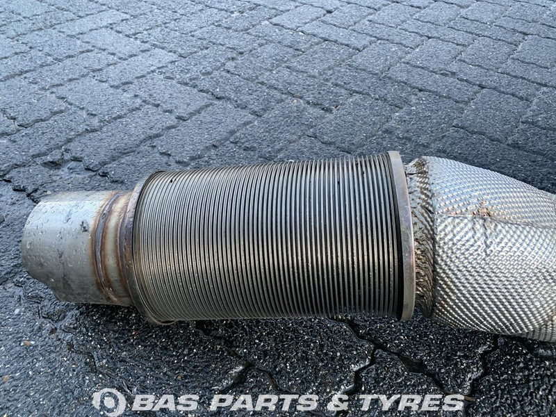 Mercedes-Benz Uitlaatpijp Mercedes A 663 490 28 10 - Tubo di scarico per Camion: foto 2 Mercedes-Benz Uitlaatpijp Mercedes A 663 490 28 10 - Tubo di scarico per Camion: foto 2