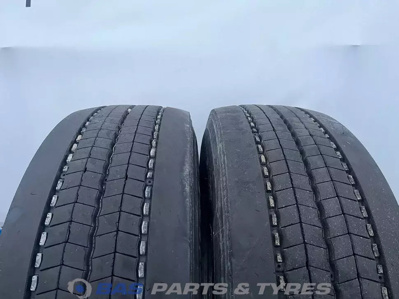 Michelin Michelin 315/70R22.5 X MULTI Z 156/150 M+S 3PMSF gebruikte set - Pneumatico per Camion: foto 2 Michelin Michelin 315/70R22.5 X MULTI Z 156/150 M+S 3PMSF gebruikte set - Pneumatico per Camion: foto 2
