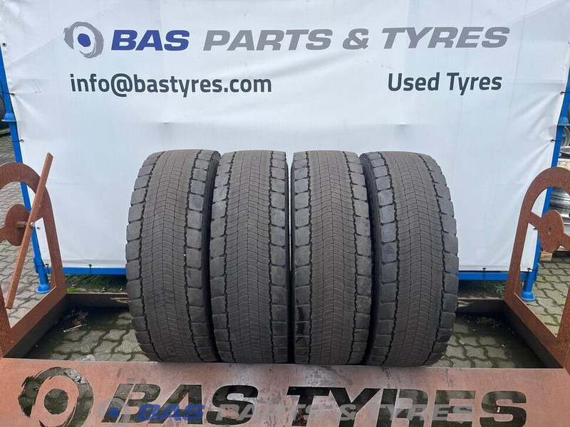 Michelin Remix Michelin Remix 315/70R22.5 X Line Energy D 154/150 M+S 3PMSF gebruikte set - Pneumatico per Camion: foto 1 Michelin Remix Michelin Remix 315/70R22.5 X Line Energy D 154/150 M+S 3PMSF gebruikte set - Pneumatico per Camion: foto 1