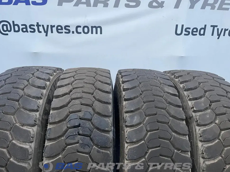 Michelin Remix Michelin Remix 315/80R22.5 X Works D 156/150 K M+S 3PMSF gebruikte set - Pneumatico per Camion: foto 2 Michelin Remix Michelin Remix 315/80R22.5 X Works D 156/150 K M+S 3PMSF gebruikte set - Pneumatico per Camion: foto 2