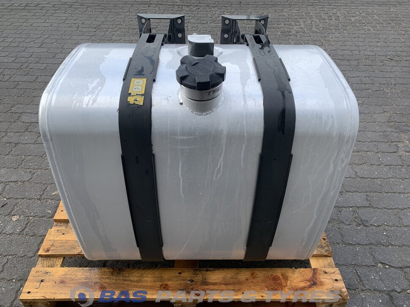 Renault - Serbatoio carburante per Camion: foto 1 Renault - Serbatoio carburante per Camion: foto 1