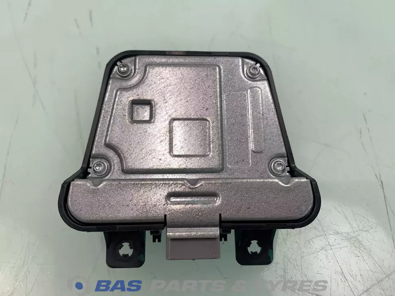 Renault - Luce/ Illuminazione per Camion: foto 3 Renault - Luce/ Illuminazione per Camion: foto 3