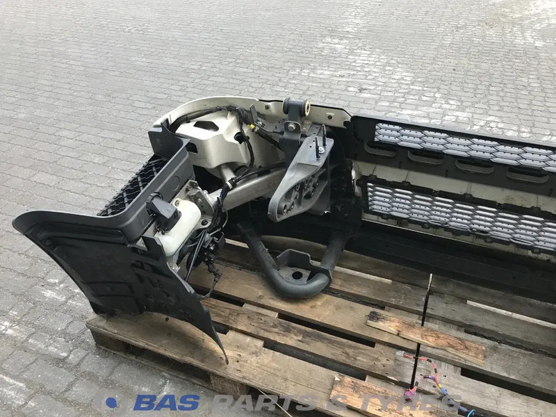 Volvo FE Euro 6 Bumper Volvo 82543887 - Paraurto per Camion: foto 4 Volvo FE Euro 6 Bumper Volvo 82543887 - Paraurto per Camion: foto 4