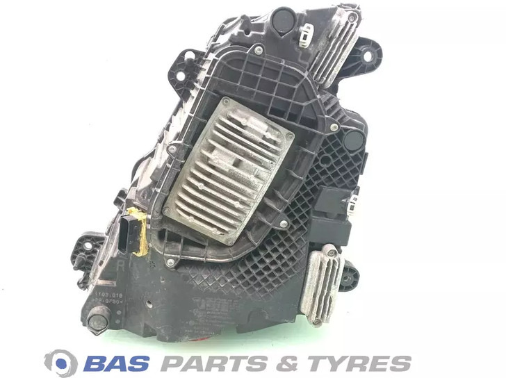 Volvo FH16 (FH5) Koplamp Rechts 22656780 - Fanale per Camion: foto 2 Volvo FH16 (FH5) Koplamp Rechts 22656780 - Fanale per Camion: foto 2