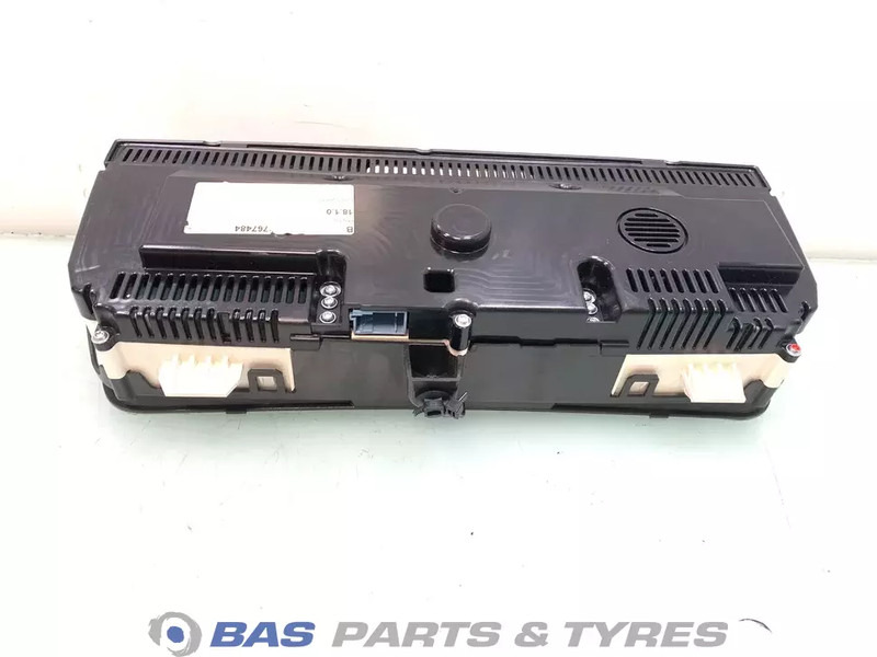 Volvo FH3 Instrumentenpaneel Volvo 21589170 - Cruscotto per Camion: foto 2 Volvo FH3 Instrumentenpaneel Volvo 21589170 - Cruscotto per Camion: foto 2