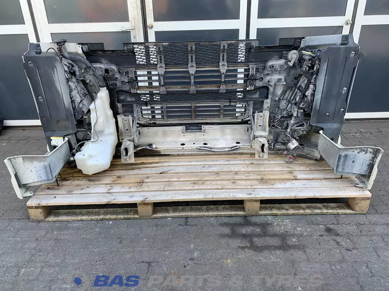 Volvo FH4 Bumper Volvo 78670305 - Paraurto per Camion: foto 4 Volvo FH4 Bumper Volvo 78670305 - Paraurto per Camion: foto 4