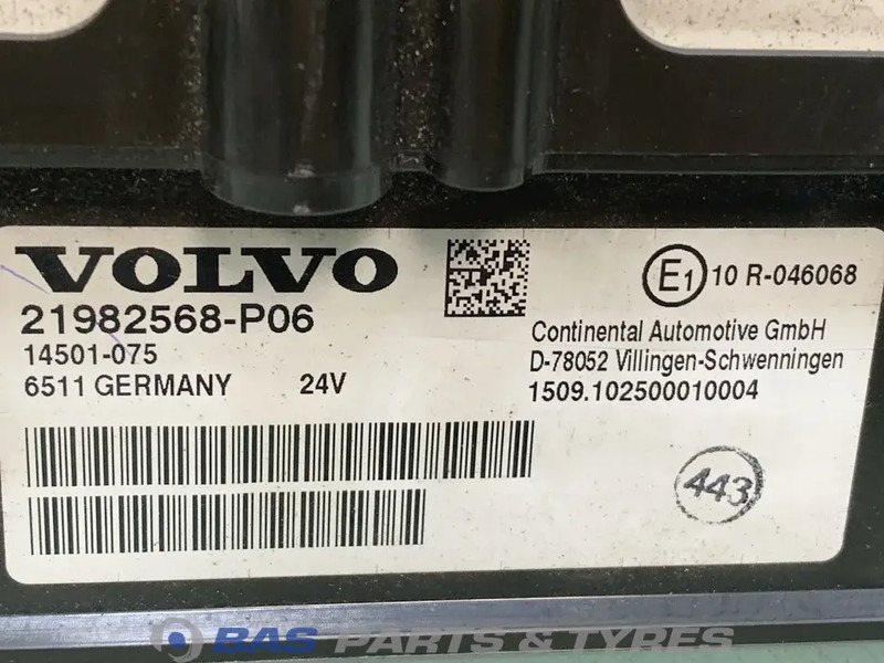 Volvo FH4 Instrumentenpaneel Volvo 21589170 - Cruscotto per Camion: foto 4 Volvo FH4 Instrumentenpaneel Volvo 21589170 - Cruscotto per Camion: foto 4