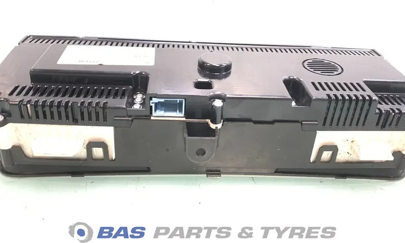 Volvo FH4 Instrumentenpaneel Volvo 21589170 - Cruscotto per Camion: foto 3 Volvo FH4 Instrumentenpaneel Volvo 21589170 - Cruscotto per Camion: foto 3