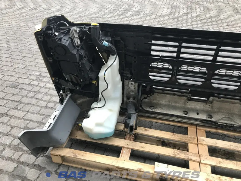 Volvo FM4 Bumper Volvo 21963534 - Paraurto per Camion: foto 4 Volvo FM4 Bumper Volvo 21963534 - Paraurto per Camion: foto 4