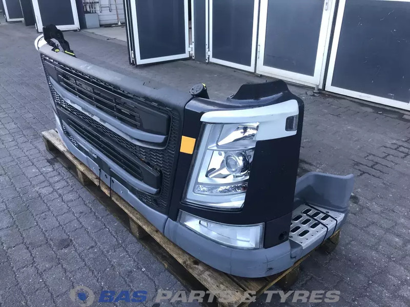 Volvo FM4 Bumper Volvo 84086799 - Paraurto per Camion: foto 2 Volvo FM4 Bumper Volvo 84086799 - Paraurto per Camion: foto 2