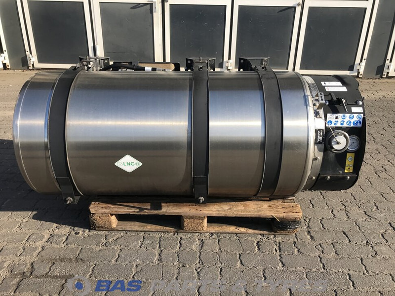 Volvo - Serbatoio carburante per Camion: foto 1 Volvo - Serbatoio carburante per Camion: foto 1