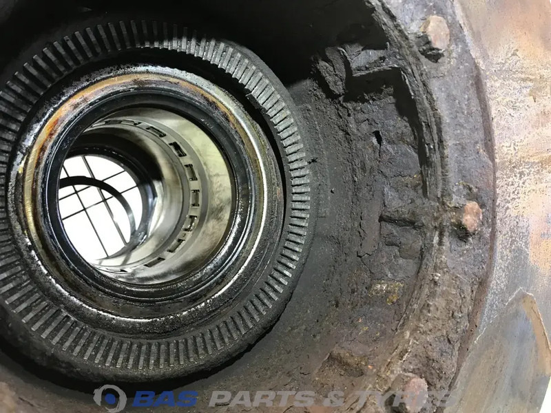 Volvo  - Mozzo per Camion: foto 3 Volvo  - Mozzo per Camion: foto 3