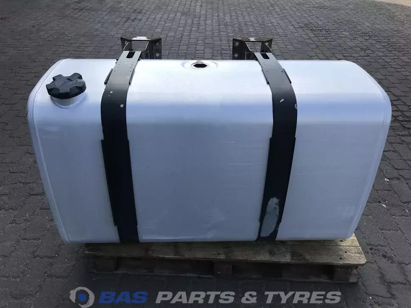 Volvo - Serbatoio carburante per Camion: foto 1 Volvo - Serbatoio carburante per Camion: foto 1