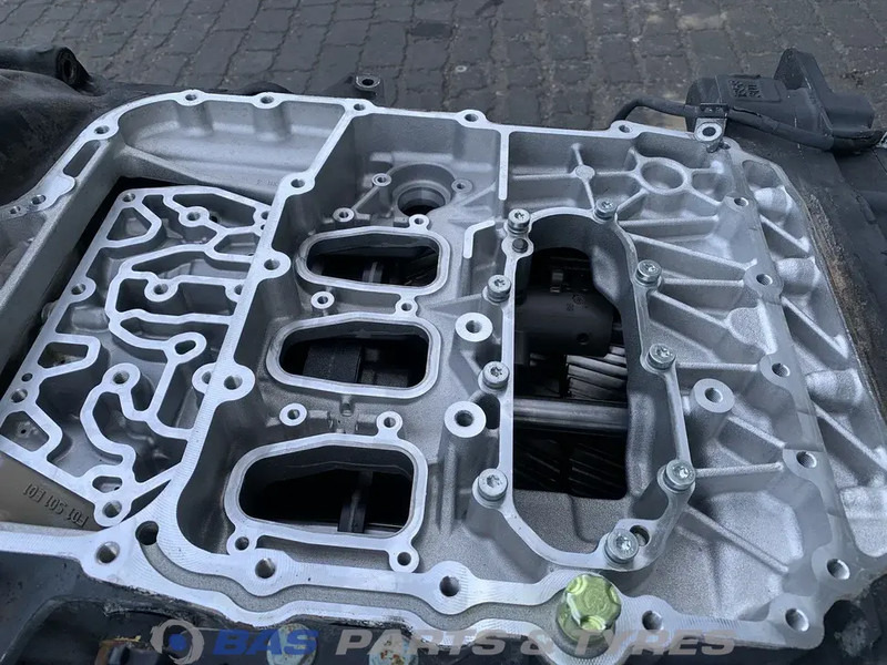 ZF TGX MAN 12TX2620 DD TraXon Versnellingsbak 81301010202 - Cambio per Camion: foto 5 ZF TGX MAN 12TX2620 DD TraXon Versnellingsbak 81301010202 - Cambio per Camion: foto 5
