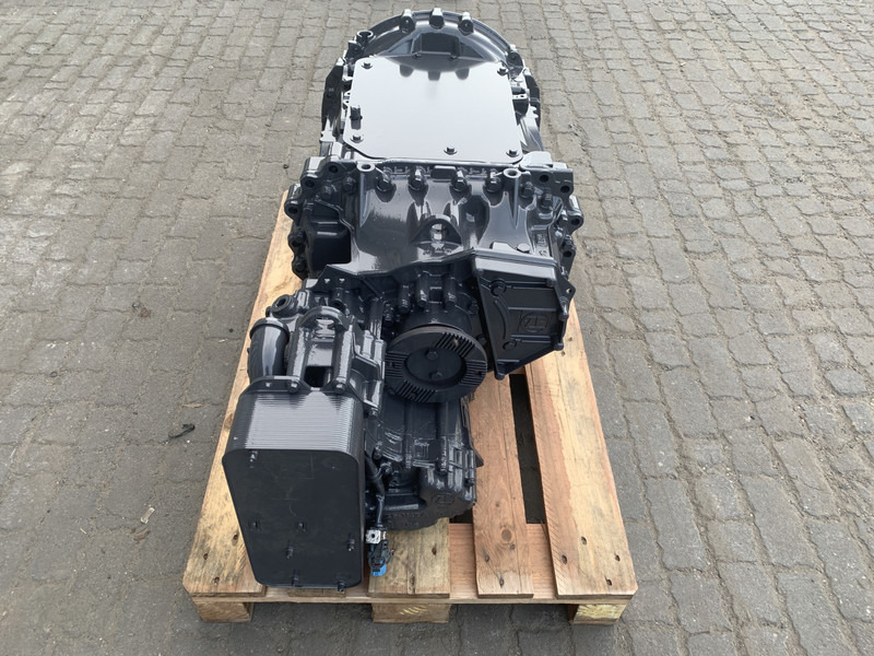 ZF XF106 DAF 12TX2211 TD TraXon Versnellingsbak 2021010R - Cambio per Camion: foto 2 ZF XF106 DAF 12TX2211 TD TraXon Versnellingsbak 2021010R - Cambio per Camion: foto 2