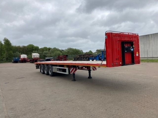 Leasing di Kässbohrer ligeud uden sider Kässbohrer ligeud uden sider: foto 6