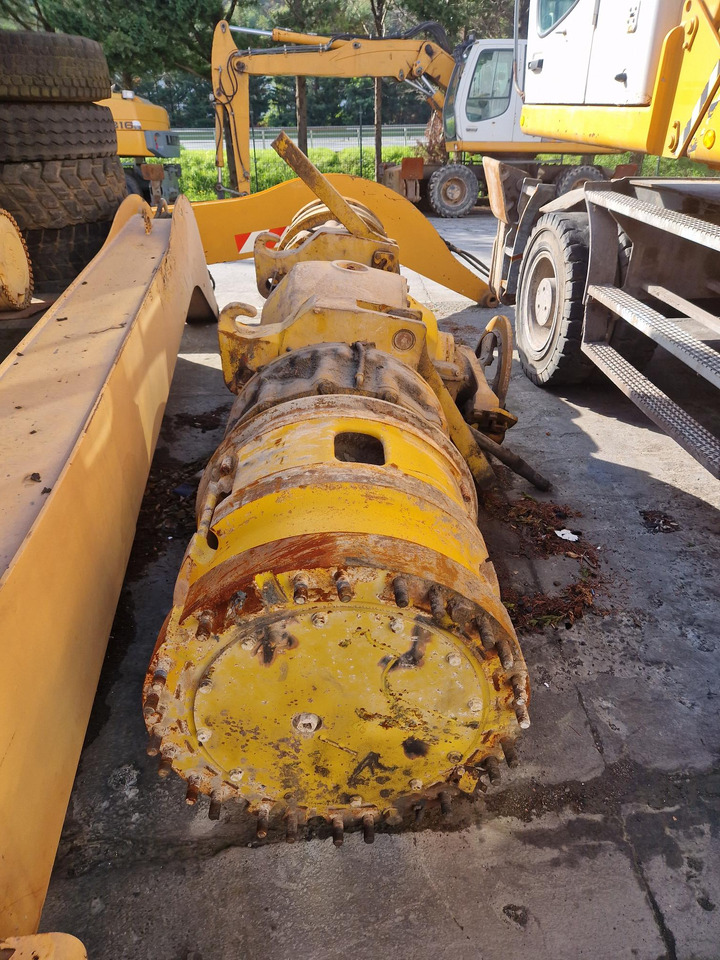 EJE TRASERO KOMATSU KWA055HD-4 - Assali e ricambi per Macchina da cantiere: foto 1 EJE TRASERO KOMATSU KWA055HD-4 - Assali e ricambi per Macchina da cantiere: foto 1