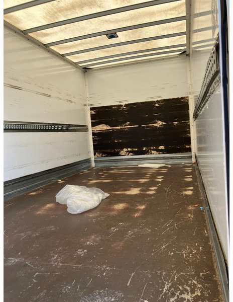 Autocarro furgonato DAF LF 210 Day Cab, Plywood Box, Zijdeur, Laadklep: foto 9