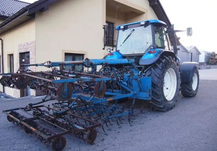 Agregat uprawowy Rabe Werk szerokość robocza 4,7m - Macchina per la lavorazione del terreno: foto 2 Agregat uprawowy Rabe Werk szerokość robocza 4,7m - Macchina per la lavorazione del terreno: foto 2