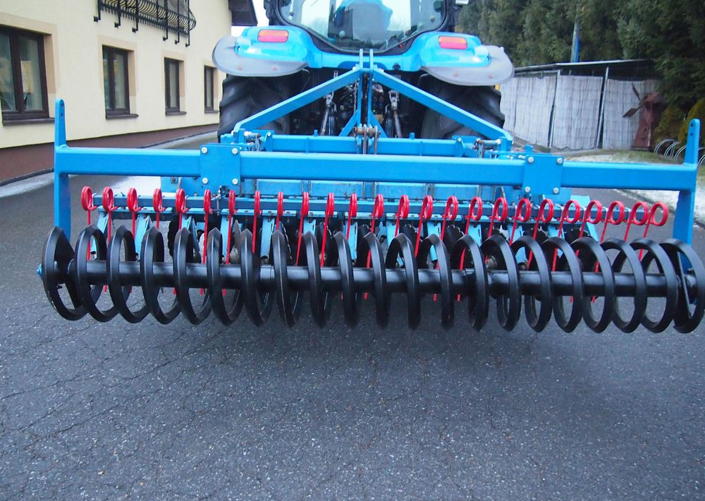 Brona talerzowa Rabe Werk RABE WERK Fielo biro 3000 2006 Brona talerzowa RABE - Erpice a dischi: foto 2 Brona talerzowa Rabe Werk RABE WERK Fielo biro 3000 2006 Brona talerzowa RABE - Erpice a dischi: foto 2