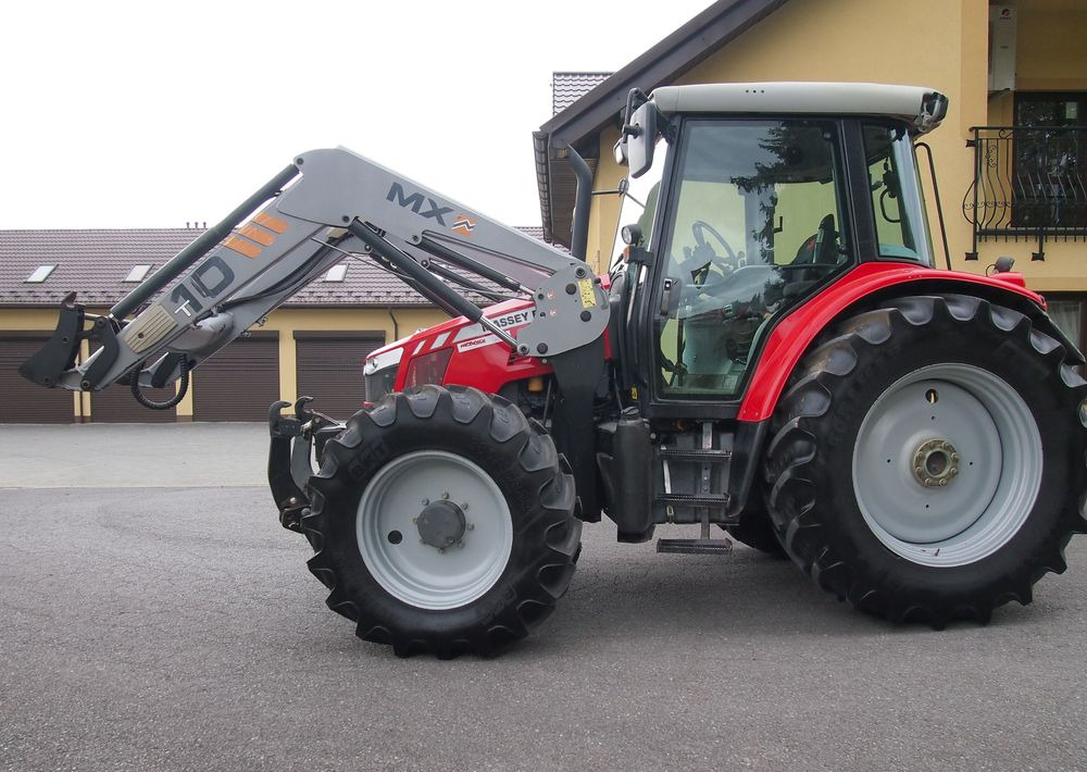 Ciągnik Massey Ferguson MF 6455 Dyna6 2013 Ciągnik rolniczy Massey Ferguson z Ładowaczem i TUZ-em - Trattore: foto 3 Ciągnik Massey Ferguson MF 6455 Dyna6 2013 Ciągnik rolniczy Massey Ferguson z Ładowaczem i TUZ-em - Trattore: foto 3