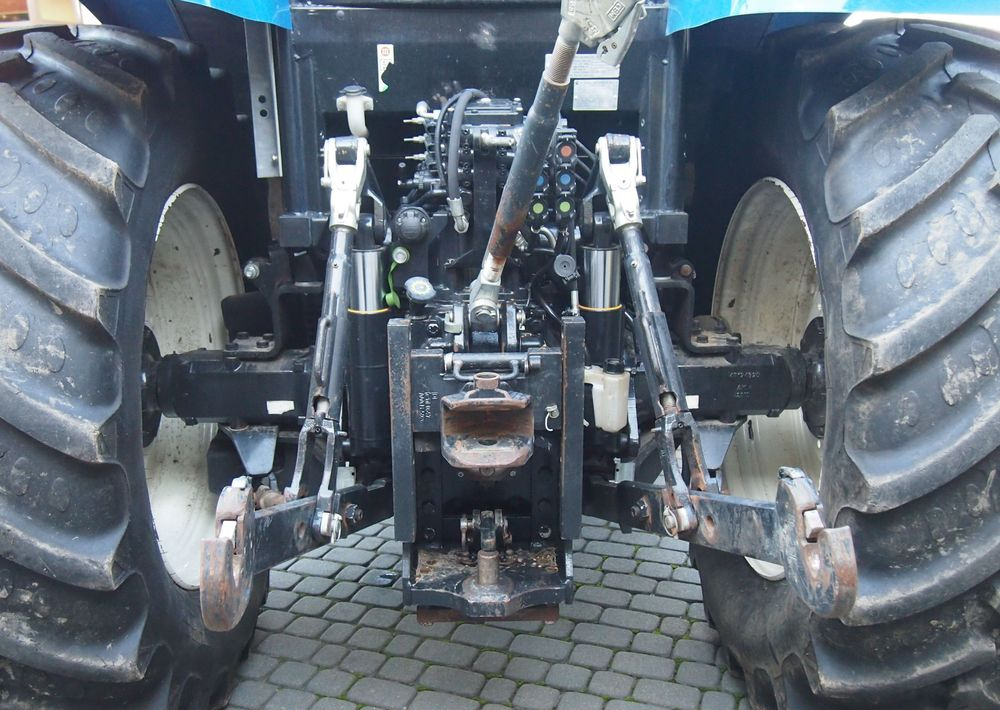 Trattore Ciągnik New Holland NH T6.140 2016 New Holland z Ładowaczem czołowym TUR: foto 13 Trattore Ciągnik New Holland NH T6.140 2016 New Holland z Ładowaczem czołowym TUR: foto 13