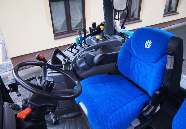 Trattore Ciągnik New Holland NH TS125A 6 cylindrów 2004 Ciągnik rolniczy New Holland TS125A: foto 8