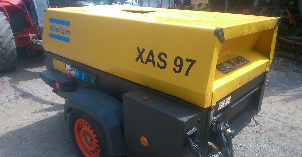 Kompresor Atlas Copco Atlas copco XAS 97 2015 Kompresor sprężarka śrubowa+ agregat prądotwórczy 12KVA - Compressore d'aria: foto 3 Kompresor Atlas Copco Atlas copco XAS 97 2015 Kompresor sprężarka śrubowa+ agregat prądotwórczy 12KVA - Compressore d'aria: foto 3