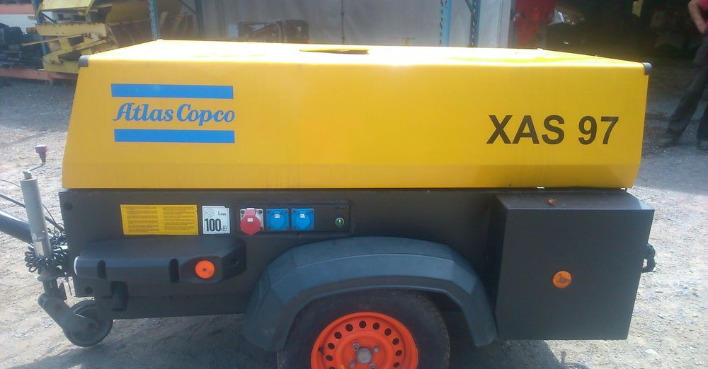 Kompresor Atlas Copco Atlas copco XAS 97 2015 Kompresor sprężarka śrubowa+ agregat prądotwórczy 12KVA - Compressore d'aria: foto 1 Kompresor Atlas Copco Atlas copco XAS 97 2015 Kompresor sprężarka śrubowa+ agregat prądotwórczy 12KVA - Compressore d'aria: foto 1