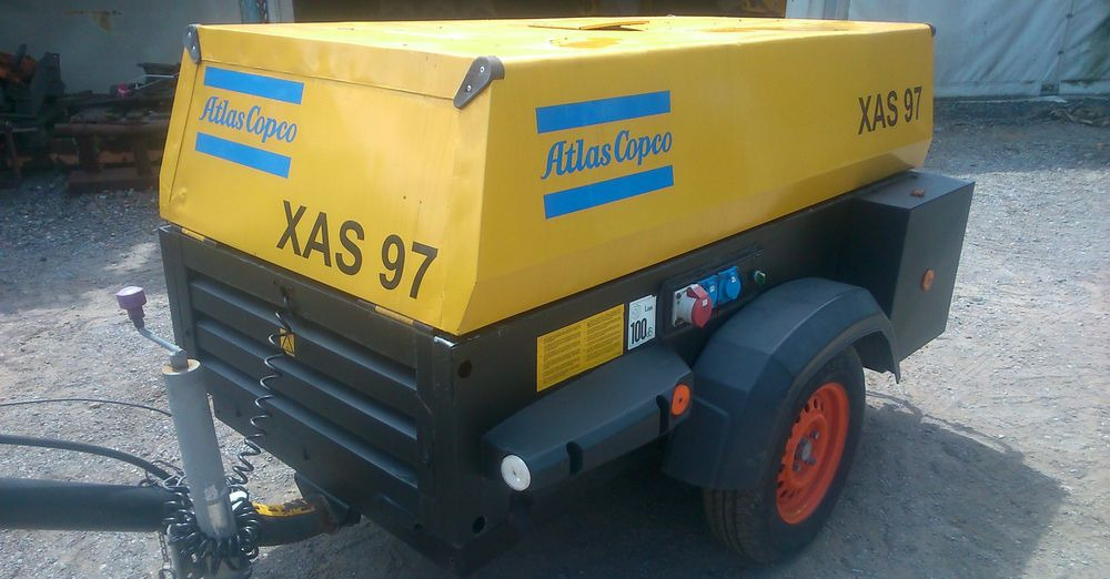 Kompresor Atlas Copco Atlas copco XAS 97 2015 Kompresor sprężarka śrubowa+ agregat prądotwórczy 12KVA - Compressore d'aria: foto 2 Kompresor Atlas Copco Atlas copco XAS 97 2015 Kompresor sprężarka śrubowa+ agregat prądotwórczy 12KVA - Compressore d'aria: foto 2