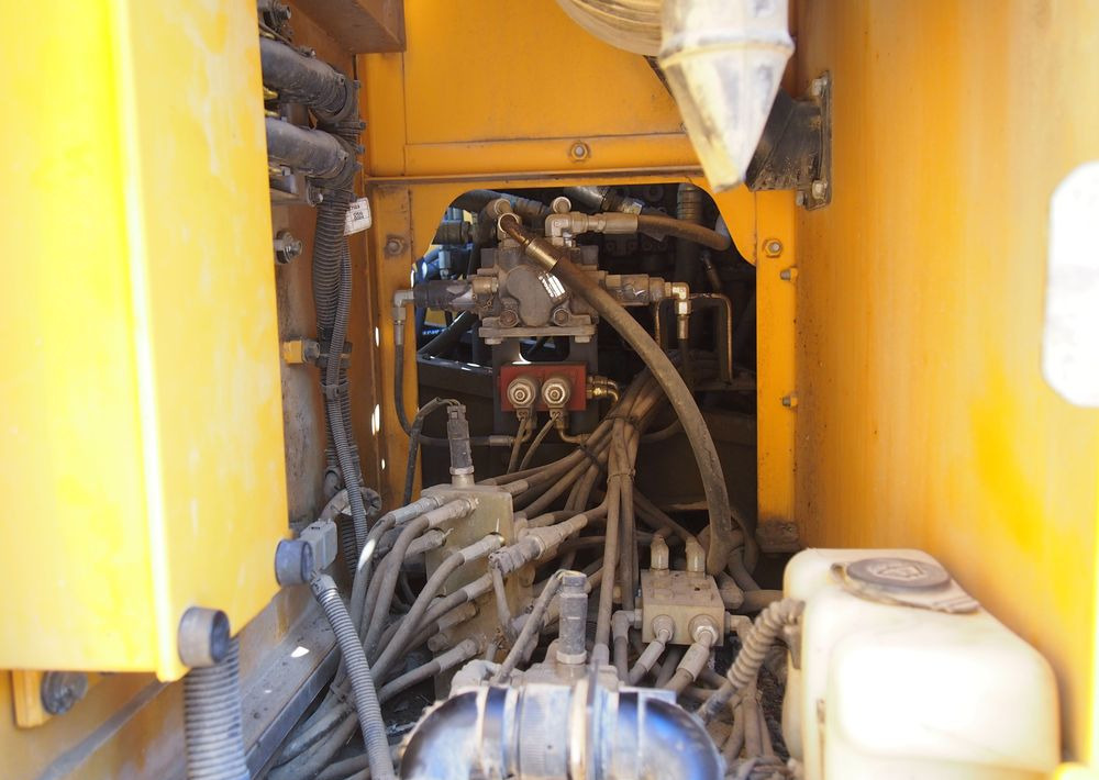 Koparka gąsienicowa Volvo EC180CL 2008 KOPARKA VOLVO - Escavatore cingolato: foto 5 Koparka gąsienicowa Volvo EC180CL 2008 KOPARKA VOLVO - Escavatore cingolato: foto 5