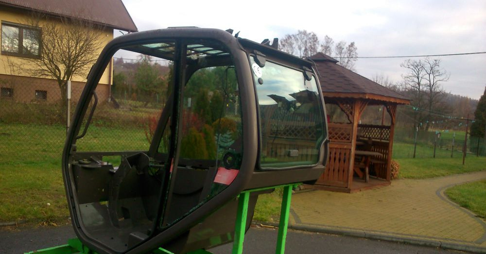 Ładowarka teleskopowa Manitou MT, MLT 2005 Kabina do Manitou - Cabina per Mezzo di movimentazione: foto 2 Ładowarka teleskopowa Manitou MT, MLT 2005 Kabina do Manitou - Cabina per Mezzo di movimentazione: foto 2