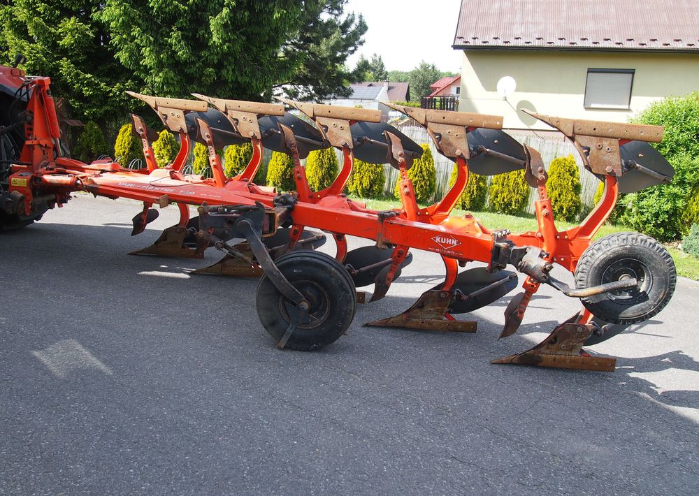 Pług obrotowy Kuhn Kuhn Vari-Master 150 4+1 Pług obracany Kuhn Vari-Master 150 4+1 - Aratro: foto 5 Pług obrotowy Kuhn Kuhn Vari-Master 150 4+1 Pług obracany Kuhn Vari-Master 150 4+1 - Aratro: foto 5